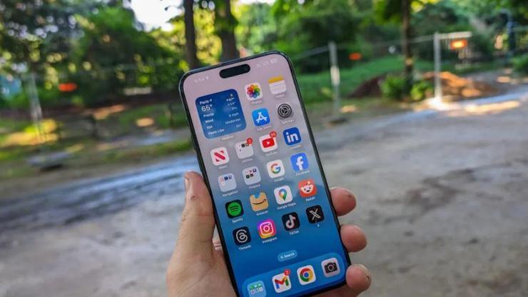 Apple mühendisleri iOS 19 yüzünden baskı altında çalıştırılıyor